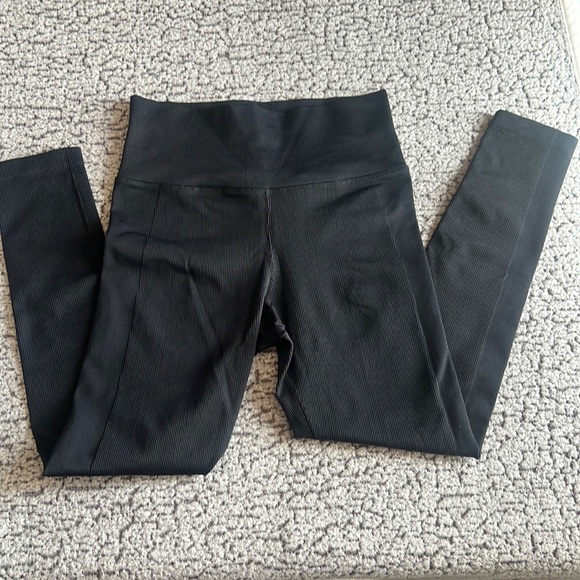 Athleta Pants - ATHLETA Black Leggings